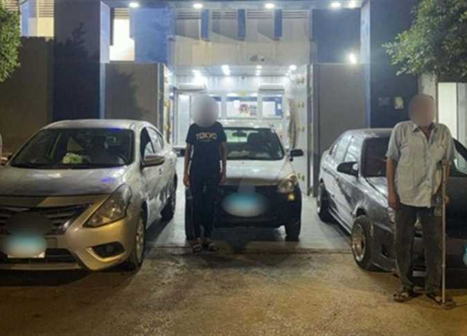 «الداخلية» تكشف ملابسات فيديو قيام قائدي 3 سيارات بأداء حركات استعراضية بمدينة 6 أكتوبر
