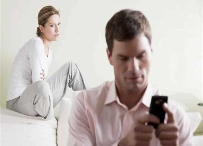 أمام محكمة الأسرة.. موظفة تطالب بإثبات زواجها العرفي من مديرها وزوجته الأولى: اكتشفت صورا خاصة على موبايله