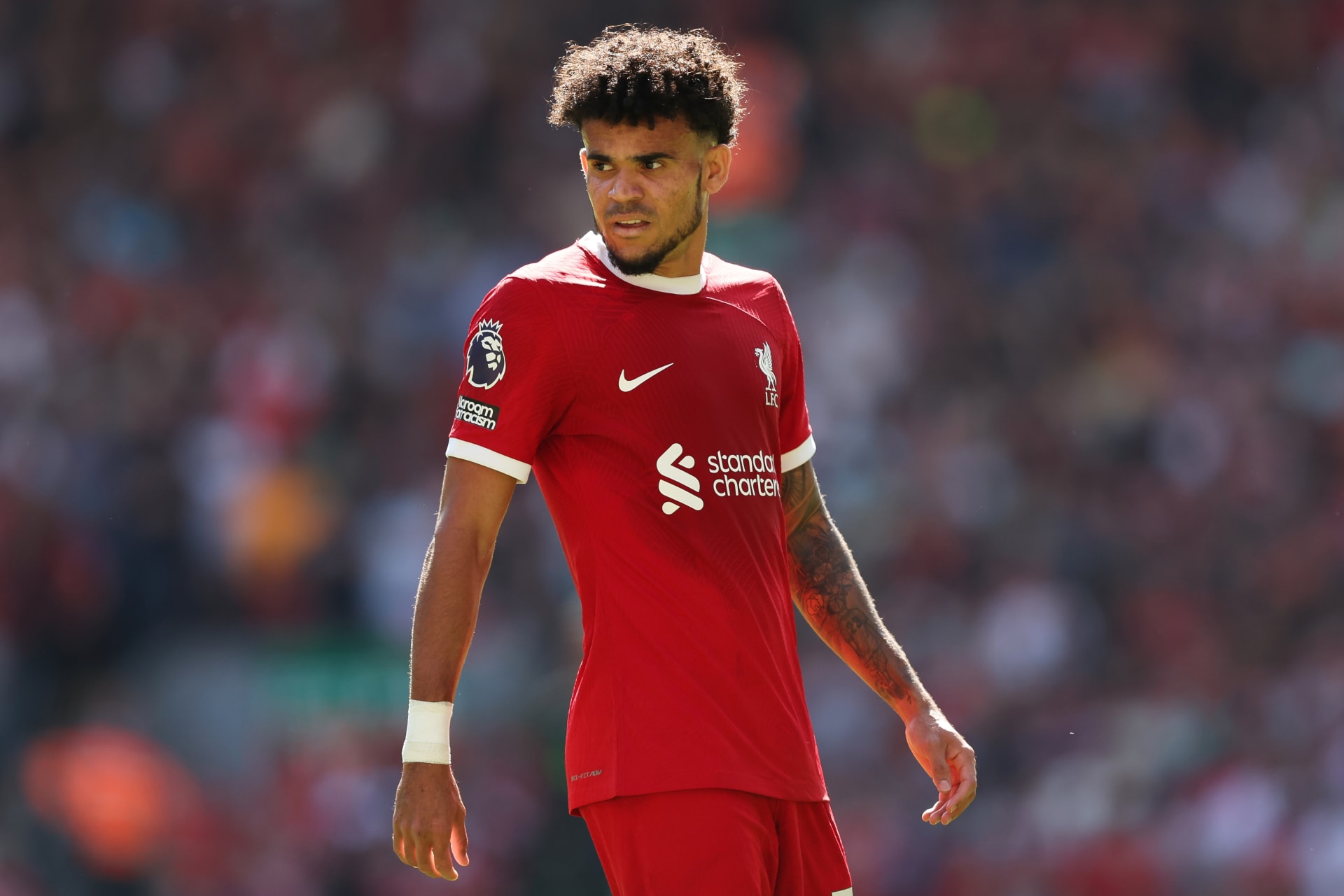 بايرن ميونيخ يتعاقد مع لويس دياز من ليفربول بعقد يمتد لأربع سنوات