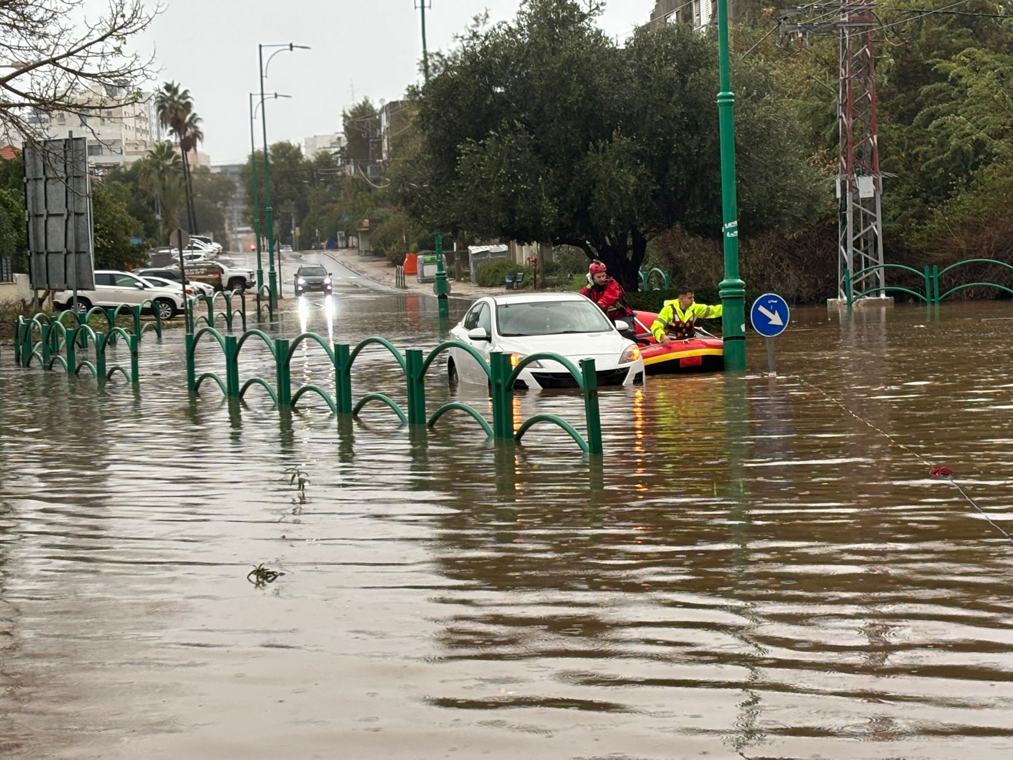 الأمطار الغزيرة في كوريا الجنوبية تتسبب في وفاة 18 شخصًا على الأقل وتؤدي إلى دمار واسع النطاق