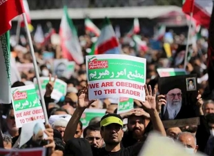ماذا ينتظر الإيرانيون في الداخل بعد وقف إطلاق النار؟