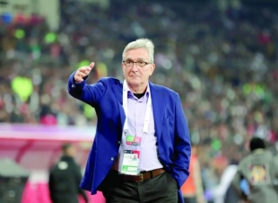 إقالة المدرب إيفانكوفيتش من منصبه من قبل المنتخب الصيني بعد الخروج من بطولة كأس العالم