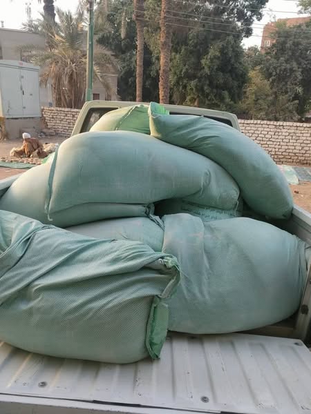 حملات تموينية مكثفة بأسيوط تضبط نصف طن لحوم غير صالحة وتحرر 484 محضرًا في الأسواق والمخابز