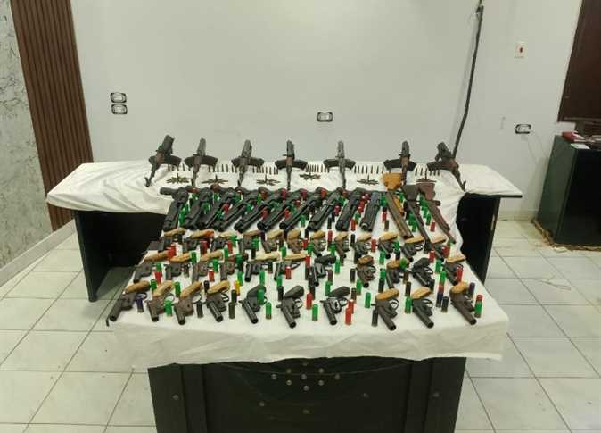 القبض على عنصر إجرامي في الأقصر بتهمة الاتجار بالمخدرات