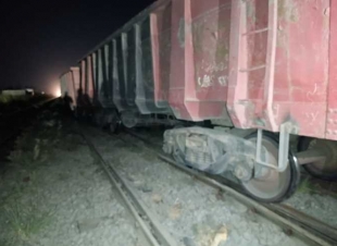 صدمه قطار..إصابة شاب ببتر في اليد أثناء عبوره مزلقان بنها بالقليوبية