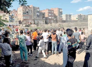 تشييع جثمان طفل عُثر عليه غارقًا في مصرف بعد تغيبه يومًا بالدقهلية