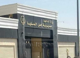 إدعاء ضرب عاملين مقيمين من أخرين، في ظروف غامضة